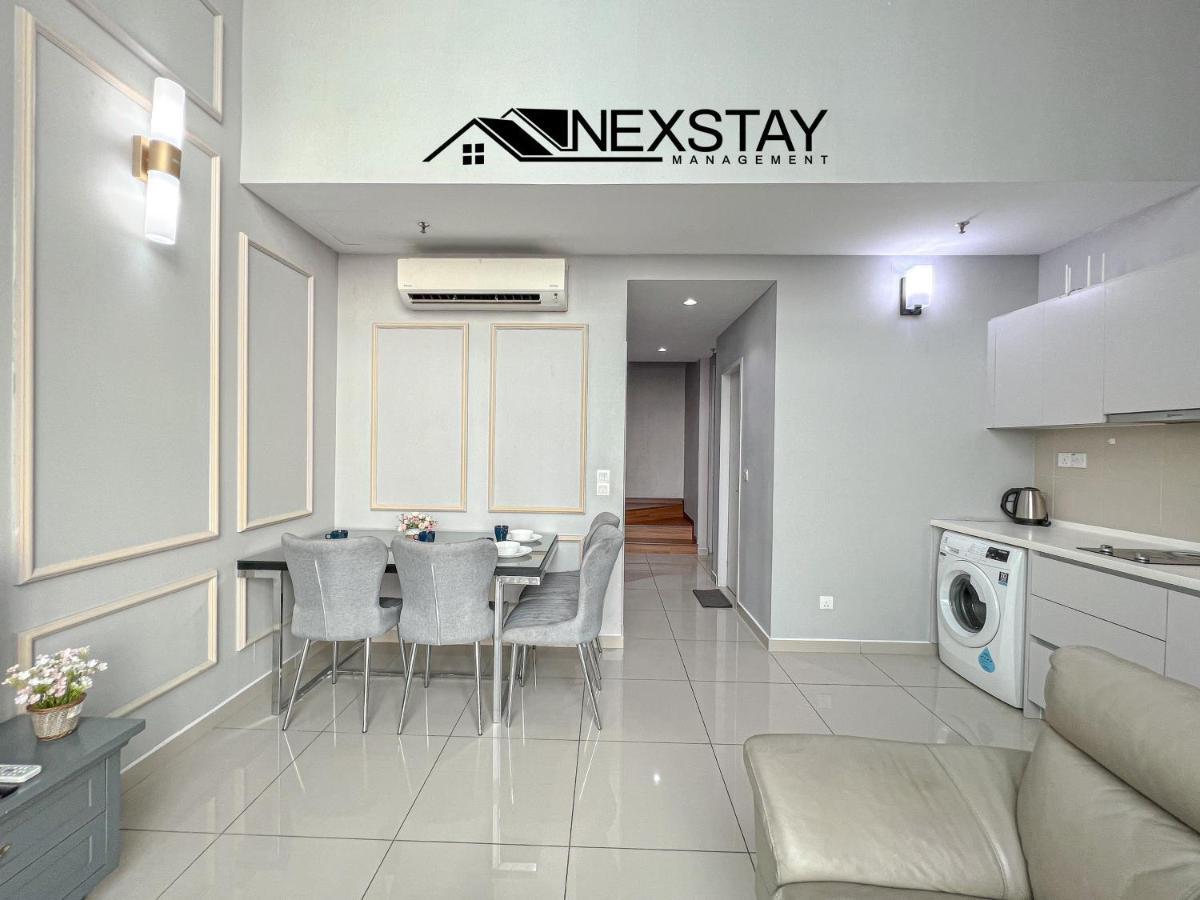 Cozy I-city Duplex Getaway By Nexstay *