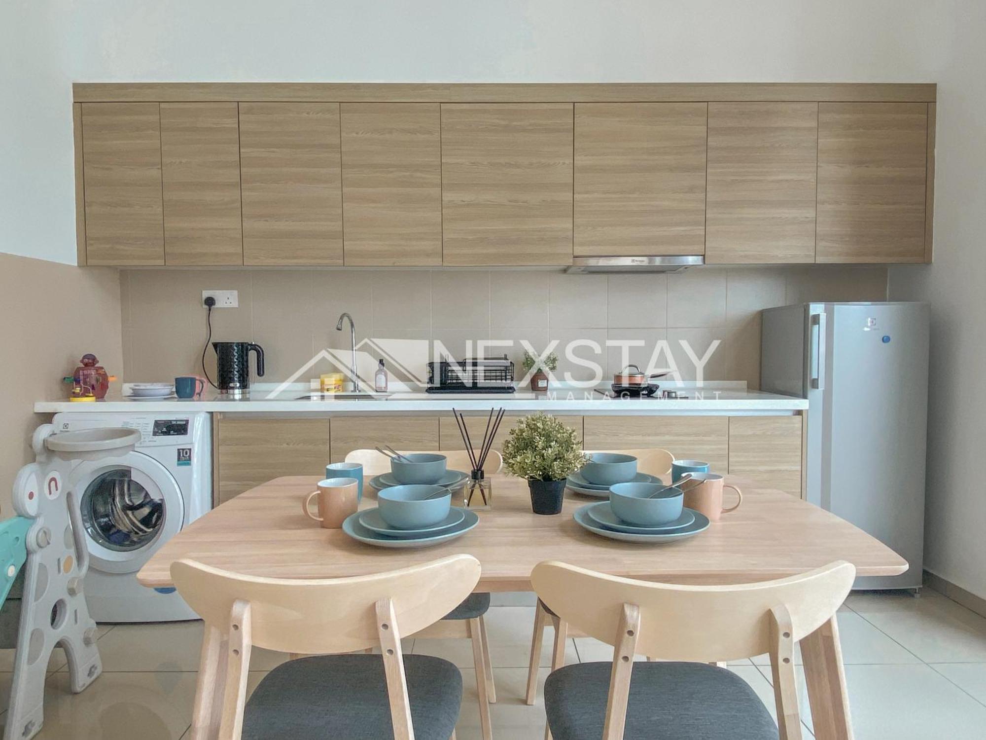 Cozy I-city Duplex Getaway By Nexstay
